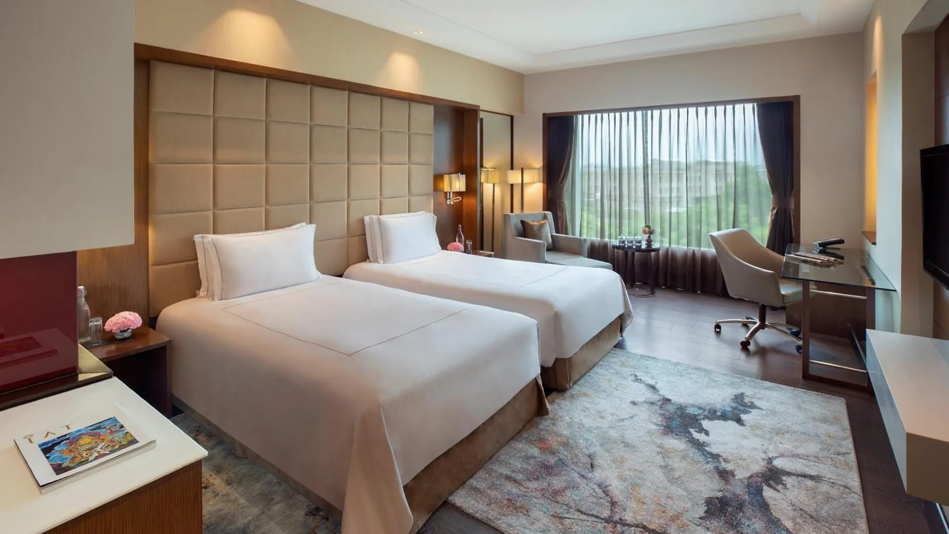 *****  Taj Hotel & Convention Centre, Agra Agra  India